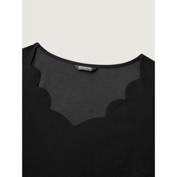 Bloomchic Solid V Neck Laser Cut Tank Top Black / 14-16/1X - NWT - Picture 3 of 11